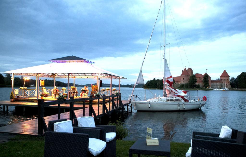 Apvalaus Stalo Klubas Gastro & Spa Hotel Trakai Kültér fotó