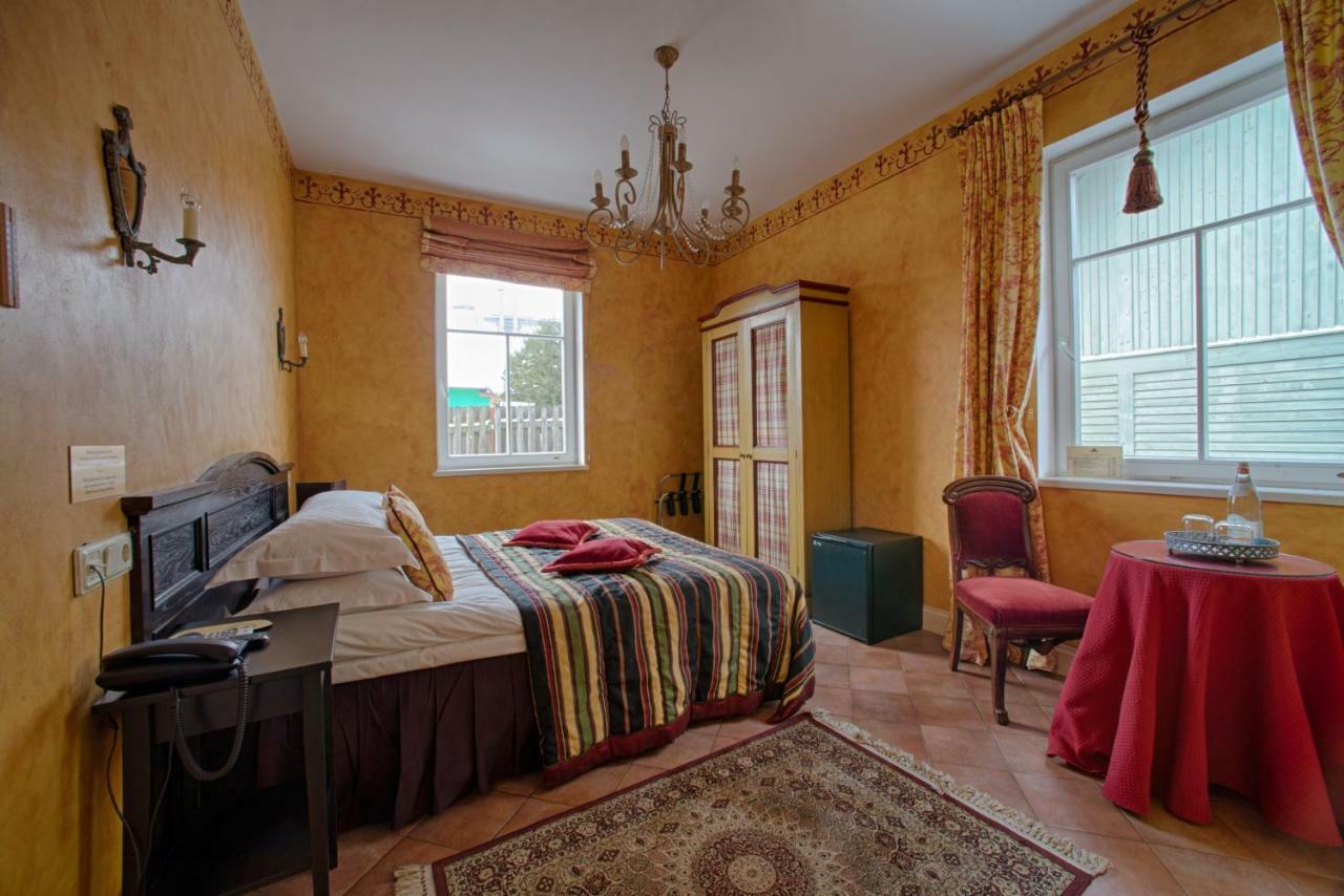 Apvalaus Stalo Klubas Gastro & Spa Hotel Trakai Kültér fotó